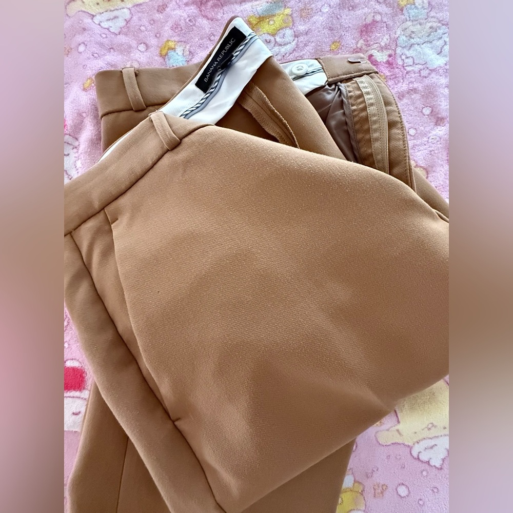 💥SOLD💥Banana Republic Avery Trousers in Camel